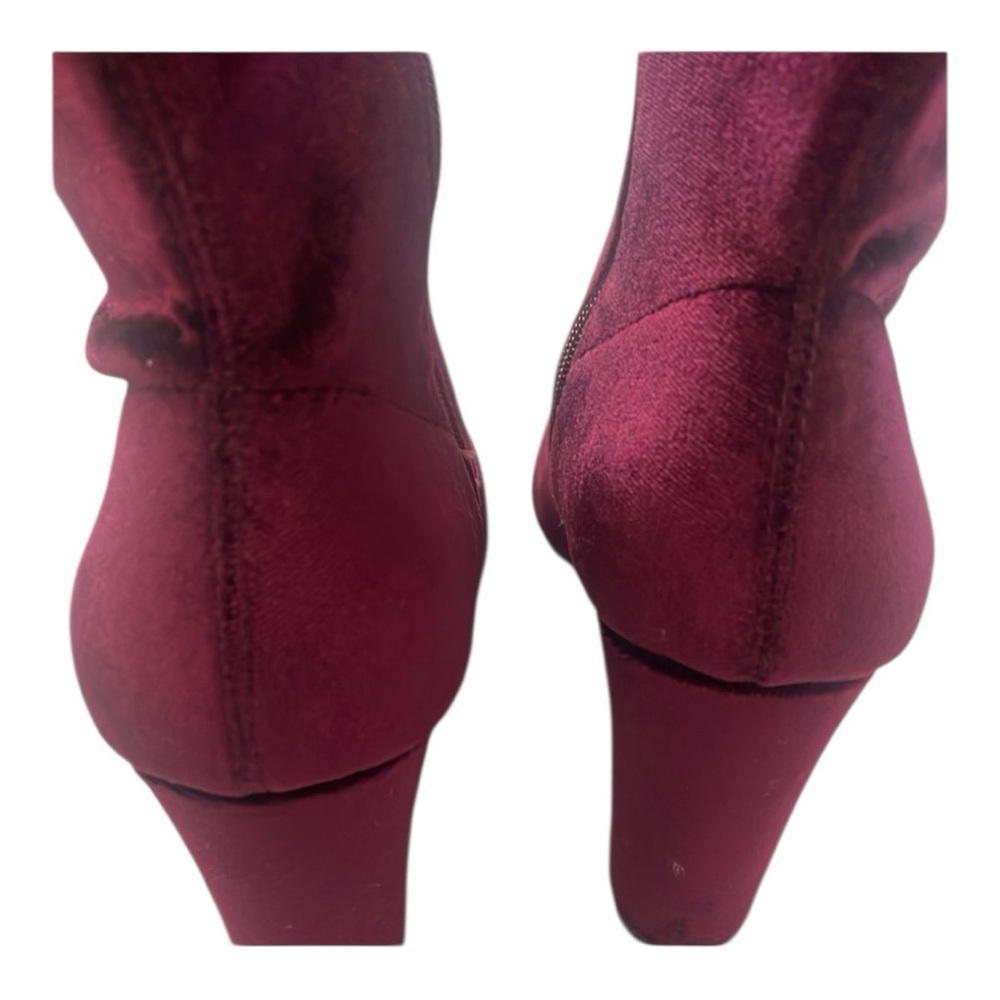Madden Girl Burgundy Velvet Sock bootie 
Size (6 1/2) - Picture 7 of 14